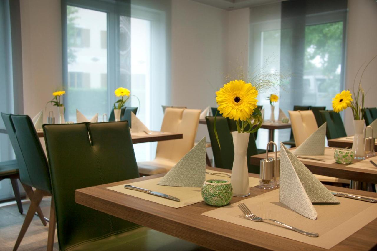 Hotel Am Moosrain Garni 艾汀 外观 照片