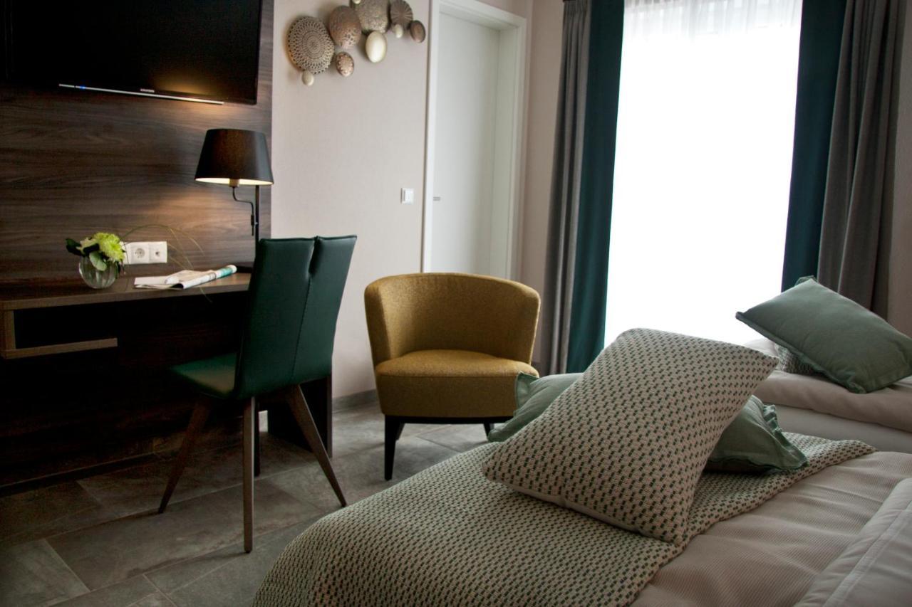 Hotel Am Moosrain Garni 艾汀 外观 照片