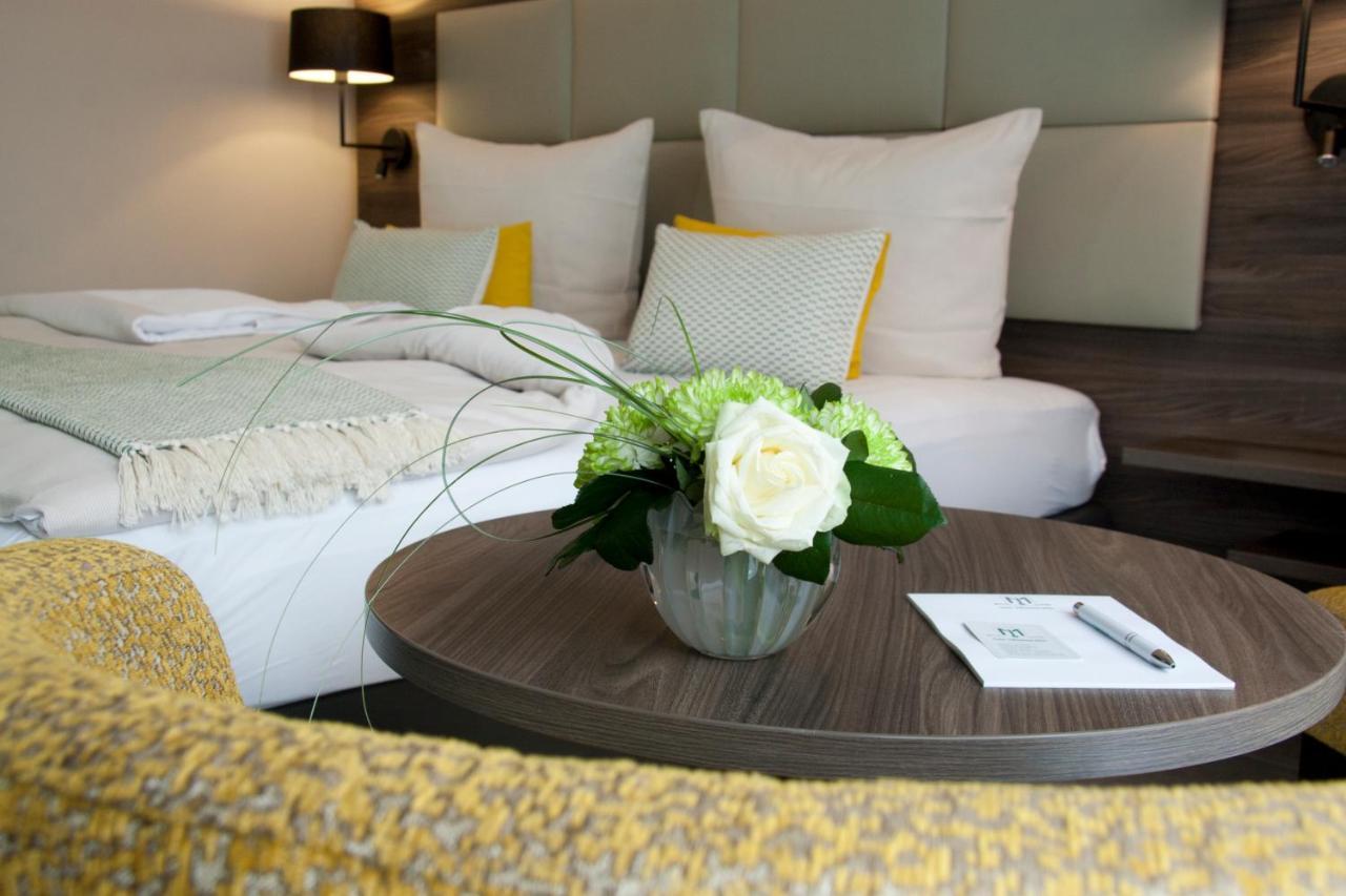 Hotel Am Moosrain Garni 艾汀 外观 照片
